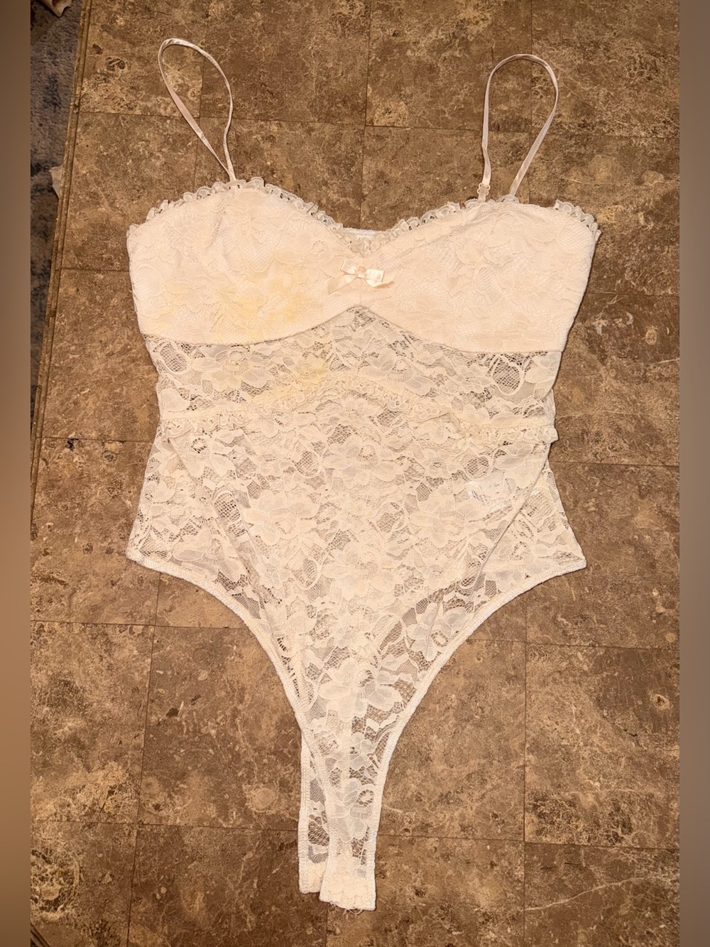 Francesca's Collections White Lace Teddy Bodysuit - Large
